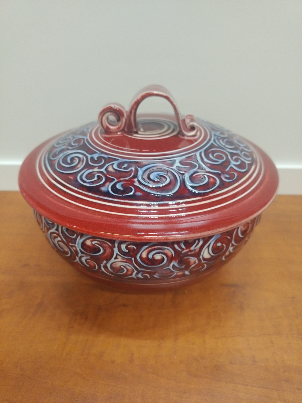 Art Pottery Covered Casserole Dish Burgundy W/ Blue & Cream Swirls 7.5" Diameter